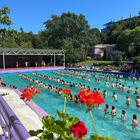 Szálloda рива 3*