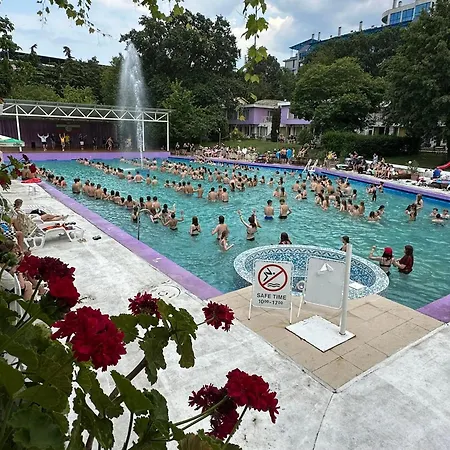 рива Szálloda Aranyhomok