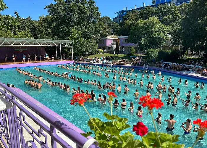 рива Отель Золотые Пески